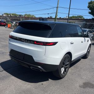 صورة 8 لـ 2024 LAND Rover RANGE ROVER SPORT P360 SE