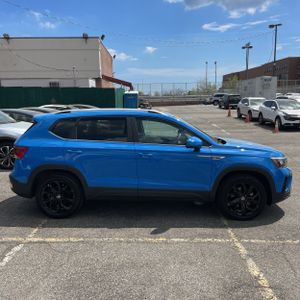 VOLKSWAGEN TAOS SE 4MOTION - 10