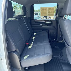 2025 Chevrolet SILVERADO 2500HD LT thumbnail 34
