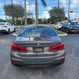 BMW 5 SERIES M550I XDRIVE - 7