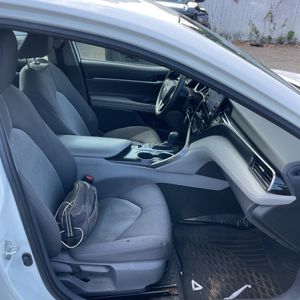2021 Toyota CAMRY LE thumbnail 33