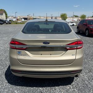 FORD FUSION SE - 7
