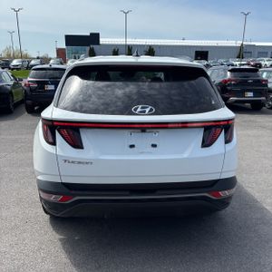 HYUNDAI TUCSON SEL - 7