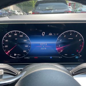 2025 Mercedes-BENZ GLE — миниатюра 40