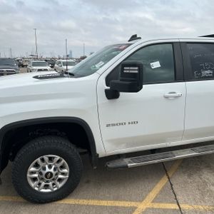 CHEVROLET SILVERADO 2500HD LT - 2