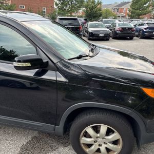 2011 KIA SORENTO LX — миниатюра 13