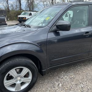 SUBARU FORESTER X - 2