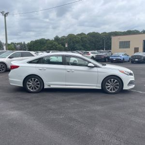 صورة 10 لـ 2016 Hyundai SONATA SPORT