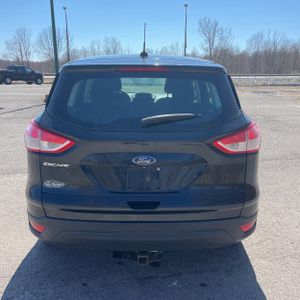 FORD ESCAPE S - 7