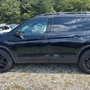 صورة 4 لـ 2024 Honda PASSPORT BLACK EDITION