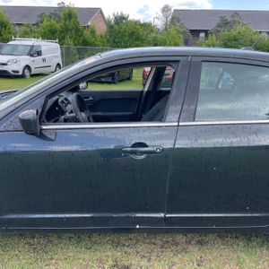 FORD FUSION SE - 4
