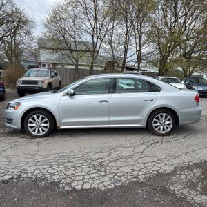 VOLKSWAGEN PASSAT SE PZEV - 3