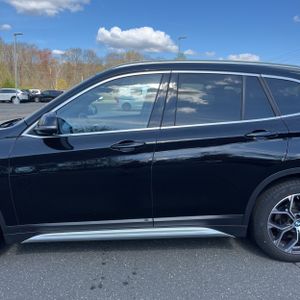 BMW X1 XDRIVE28I - 4