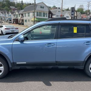 SUBARU OUTBACK PREMIUM - 4