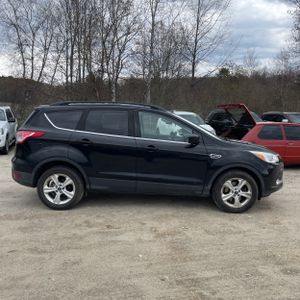 FORD ESCAPE SE - 10