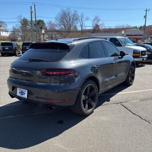 PORSCHE MACAN GTS - 8