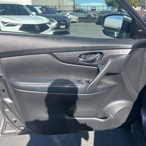 2018 Nissan ROGUE S thumbnail 63