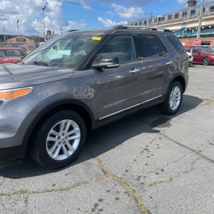 FORD EXPLORER XLT - 2