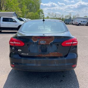 FORD FOCUS SE - 7