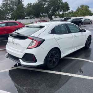 صورة 8 لـ 2017 Honda CIVIC EX