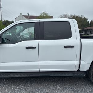 FORD F-150 LIGHTNING XLT - 4