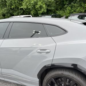 صورة 6 لـ 2020 Lamborghini URUS BASE