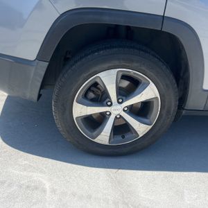 2020 JEEP CHEROKEE LIMITED — миниатюра 19
