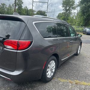صورة 9 لـ 2019 Chrysler PACIFICA TOURING L