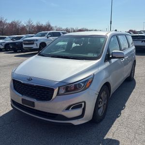 KIA SEDONA L - 1