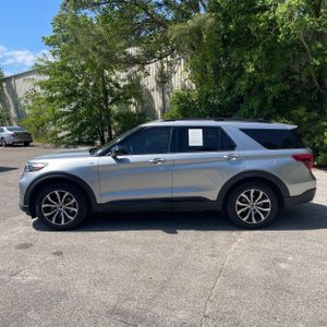 FORD EXPLORER ST-LINE - 3