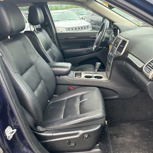 صورة مصغرة 32 لـ 2012 JEEP GRAND CHEROKEE LAREDO