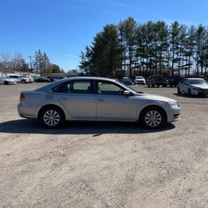 VOLKSWAGEN PASSAT S PZEV - 10