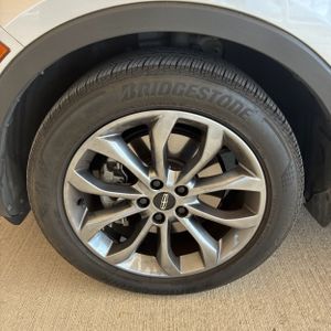 2017 Lincoln MKC SELECT 照片 17