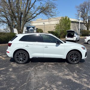 AUDI SQ5 PREMIUM PLUS - 10