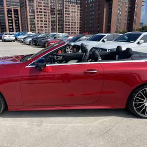 MERCEDES-BENZ E-CLASS - 4