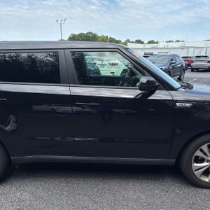 صورة مصغرة 11 لـ 2015 KIA SOUL +