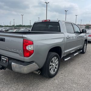 TOYOTA TUNDRA - 7
