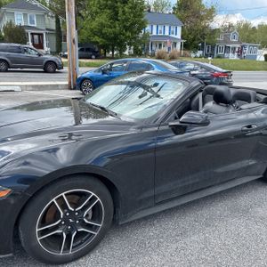 FORD MUSTANG ECOBOOST PREMIUM - 2