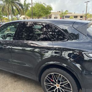 PORSCHE CAYENNE S - 6