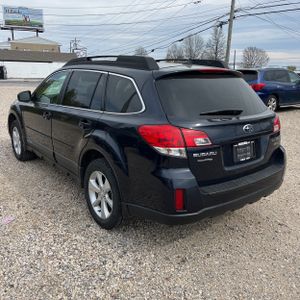 SUBARU OUTBACK 3.6R LIMITED - 5