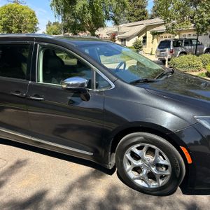 2018 Chrysler PACIFICA LIMITED — фото 13
