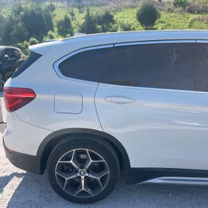 BMW X1 XDRIVE28I - 9