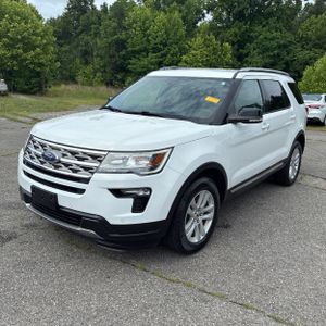 FORD EXPLORER XLT - 1