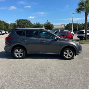 2014 Toyota RAV4 XLE — фото 10