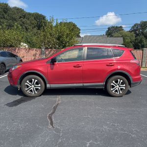 صورة 3 لـ 2016 Toyota RAV4 LE
