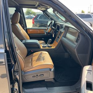 2014 Lincoln NAVIGATOR BASE — миниатюра 33