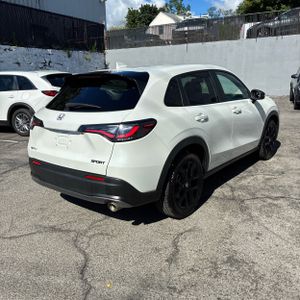 2024 Honda HR-V SPORT photo 8