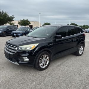 FORD ESCAPE SE - 1