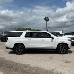 CHEVROLET SUBURBAN Z71 - 10