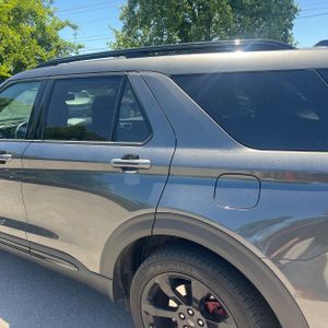 FORD EXPLORER ST - 6